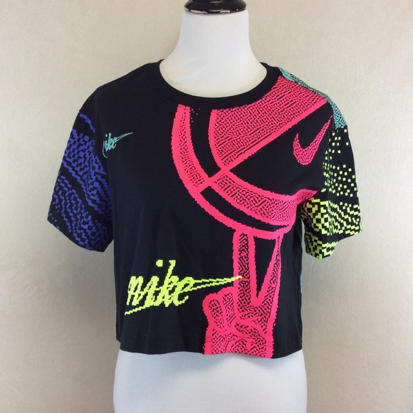 nike rave crop top